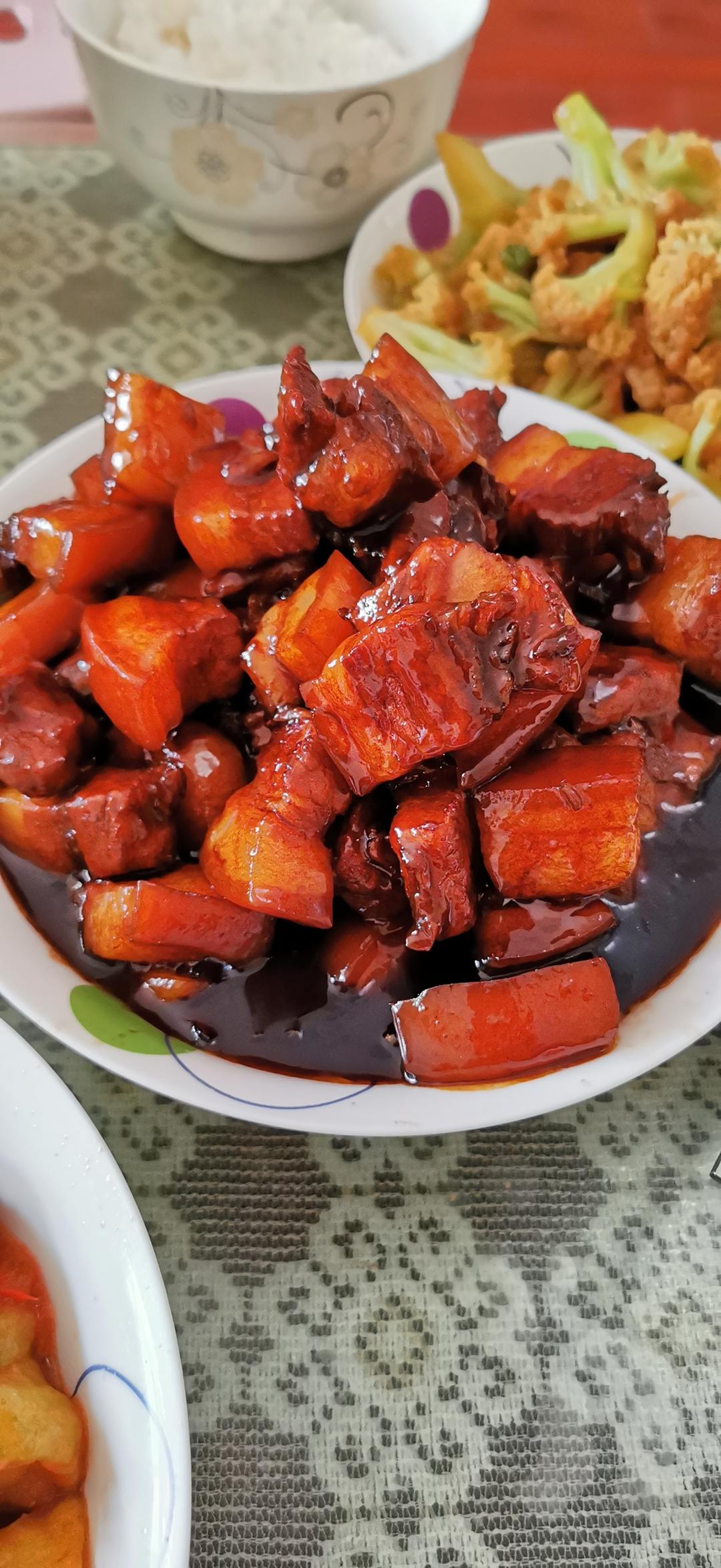 吃一块想两块不油不腻红烧肉