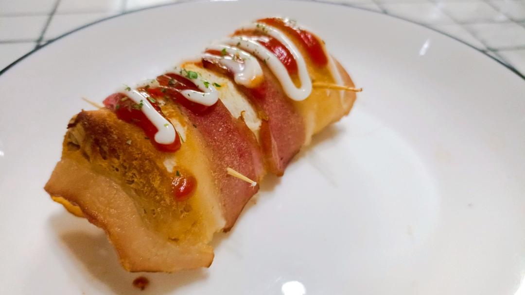 香到尖叫‼️培根烤肠吐司卷🍞多肉组合就是香