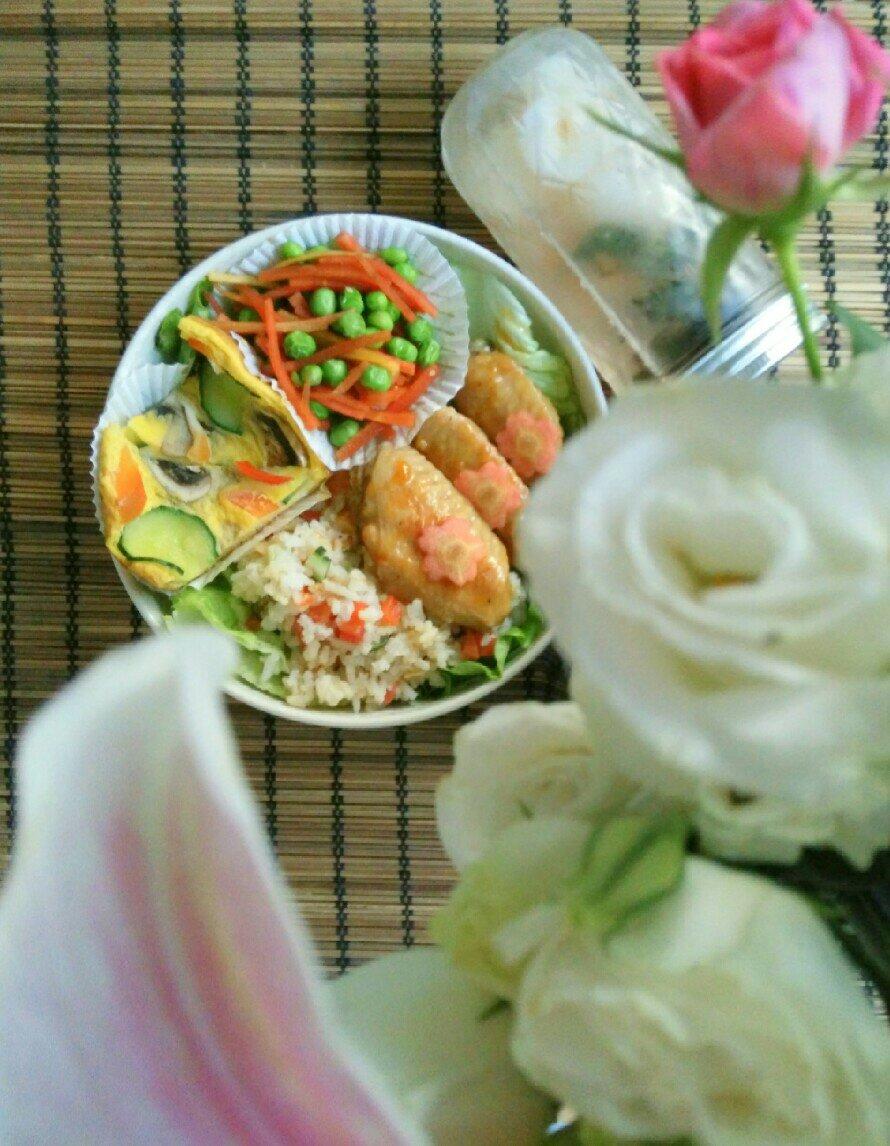 【炊烟食堂】夏日的柑橘杏香鸡翅便当