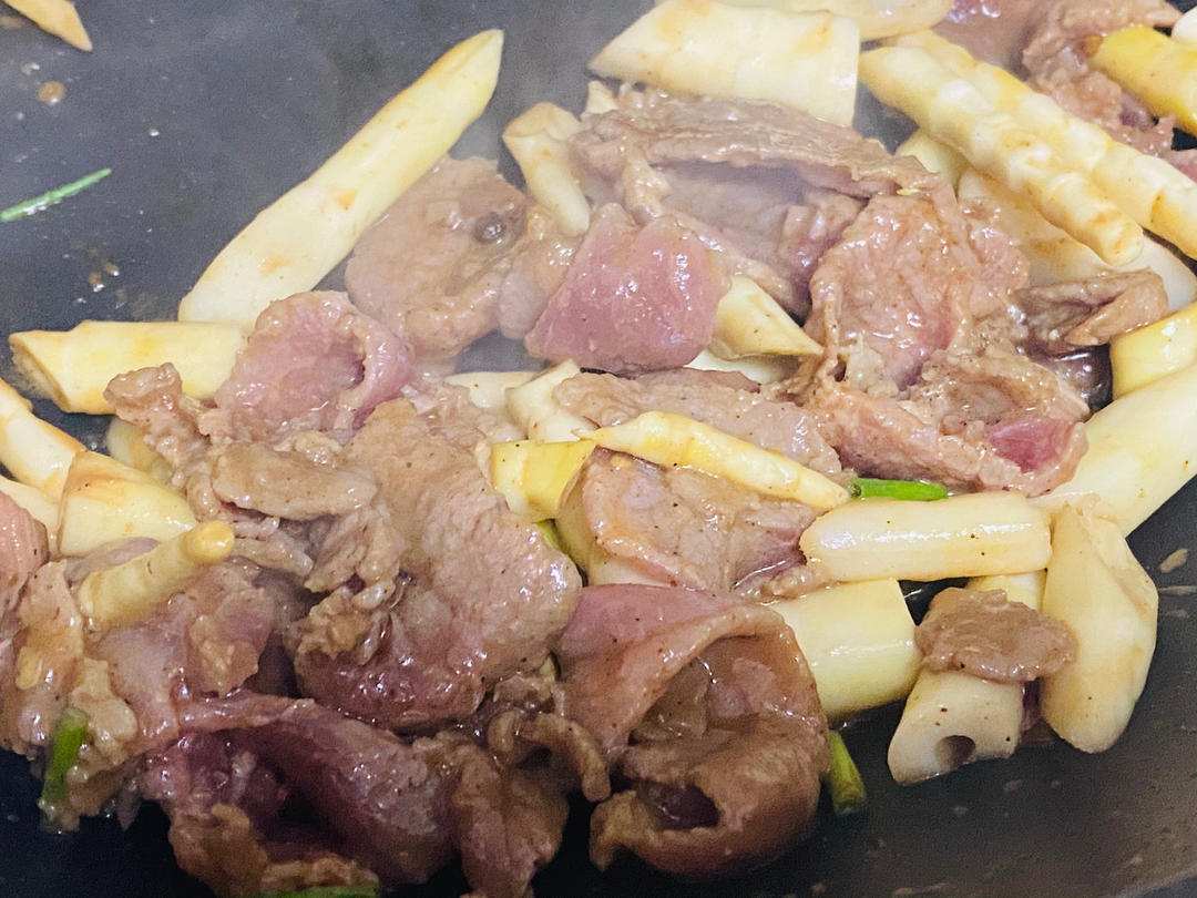 笋子炒牛肉，下饭又简单