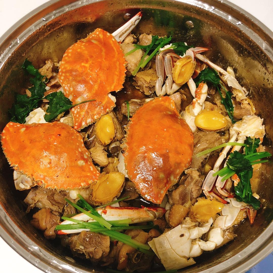 鲍鱼鸡煲蟹