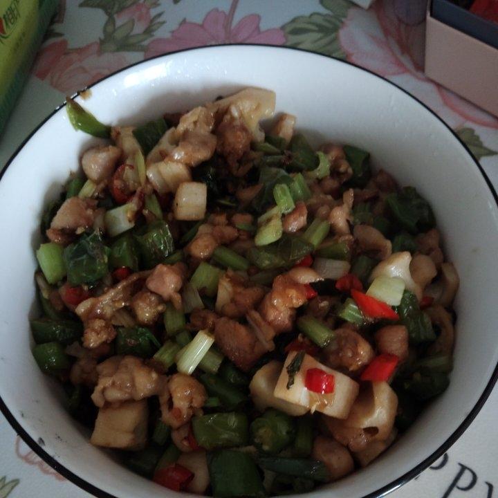 老丁的私房菜-尖椒鸡