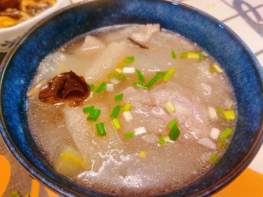 竹荪排骨汤