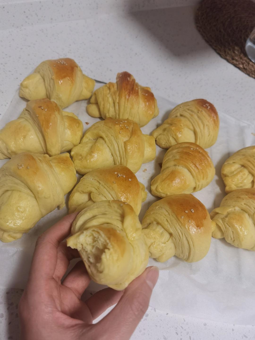 可以一片一片撕着吃的奶油小餐包