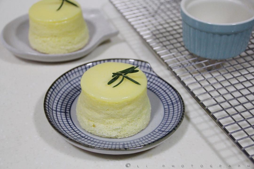 柠檬凝乳蛋糕