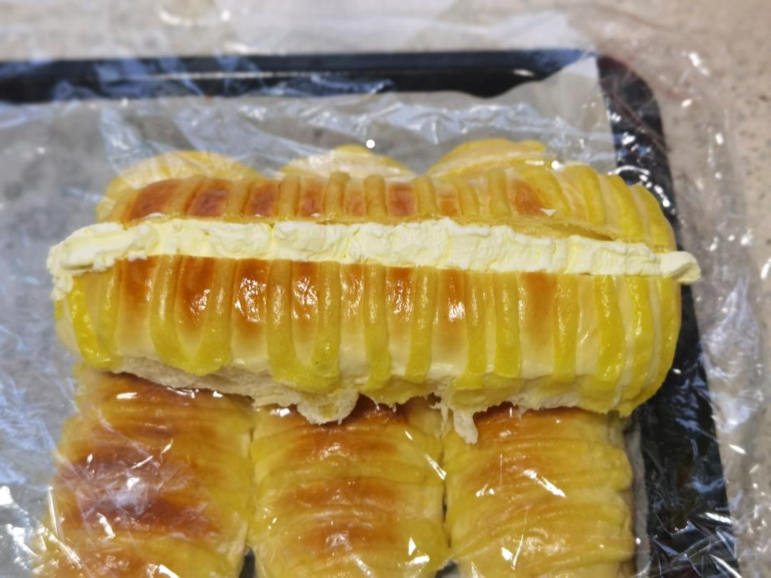 毛毛虫面包