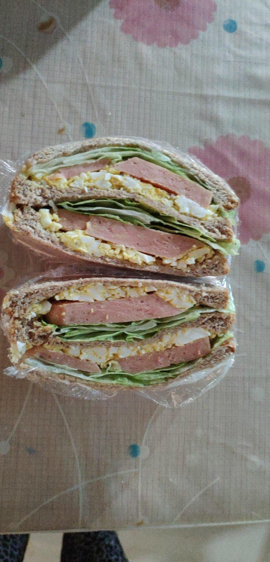 随意任性发挥的早餐三明治