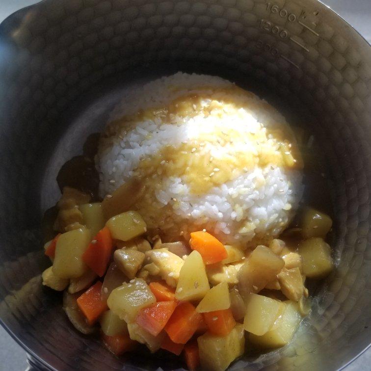 咖喱鸡肉饭