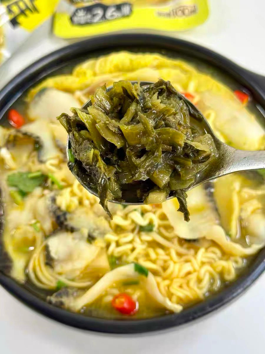 10分钟封神菜！金汤酸菜粉丝牛肉，酸辣暴击 汤底舔盘