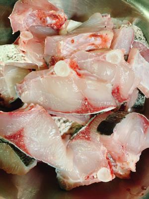 老上海熏鱼（爆鱼）的做法 步骤5