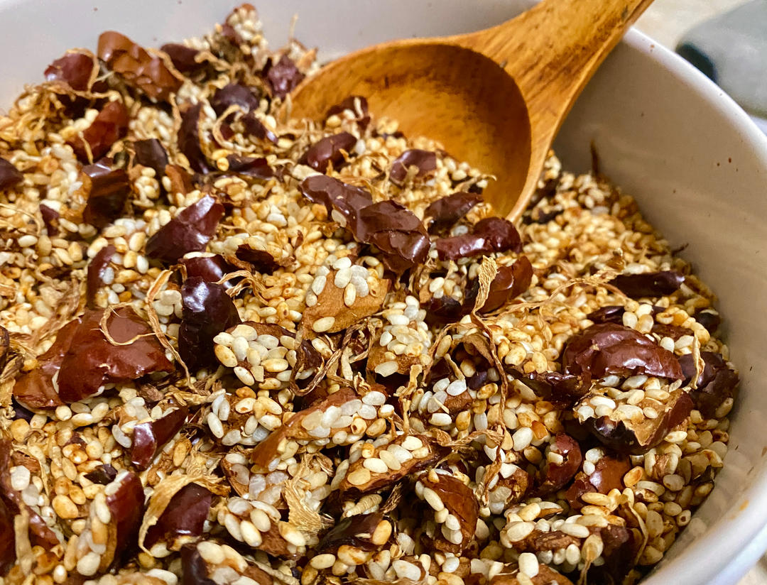 瘦小腹的红枣姜米茶