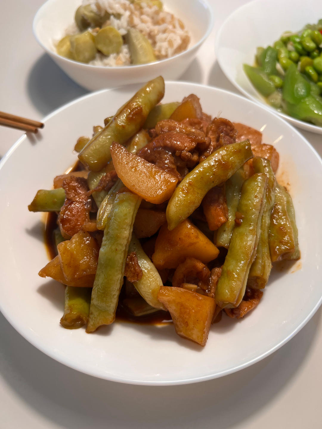 绝对正宗的东北土豆豆角炖五花肉