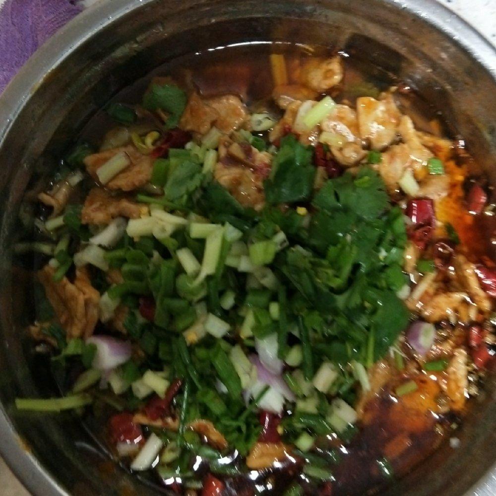 嫩滑入味丨无敌下饭的水煮肉片
