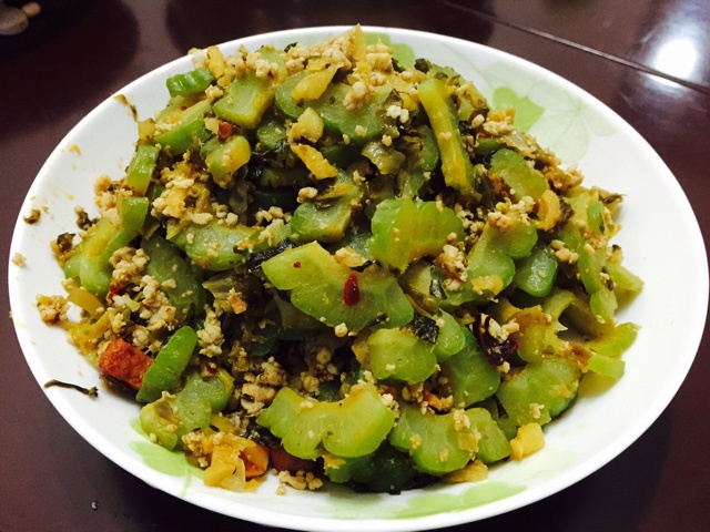 酸菜苦瓜