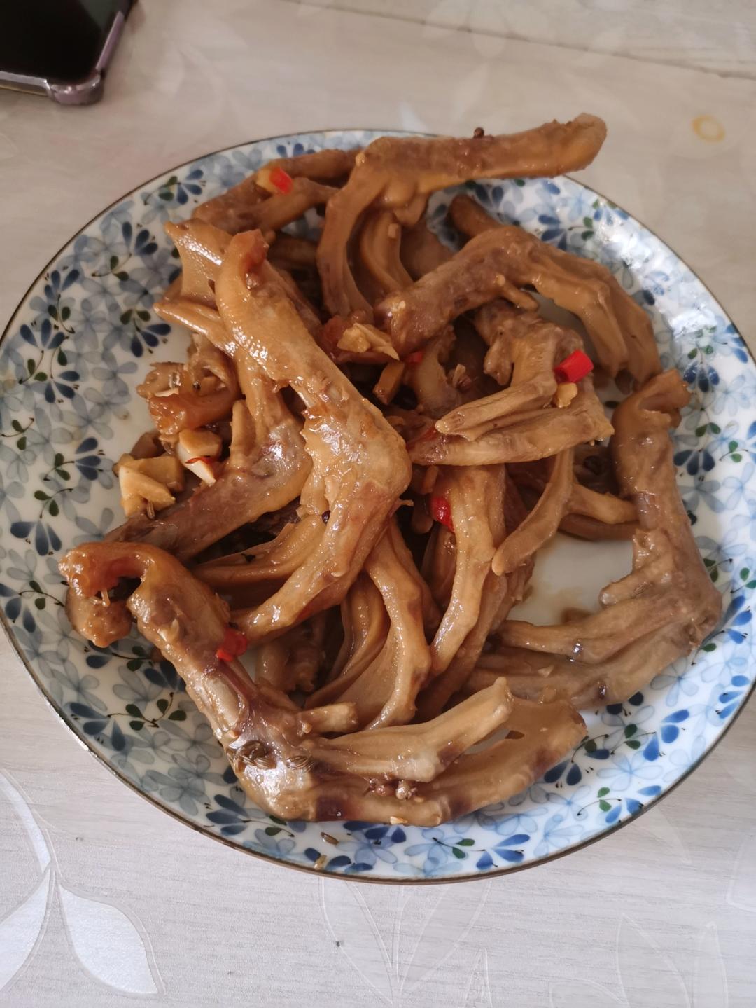 卤鸭掌不好吃你打我