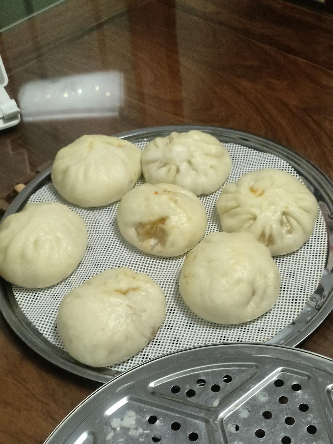 超低脂鸡胸肉胡萝卜包子(内附包子捏褶视频)