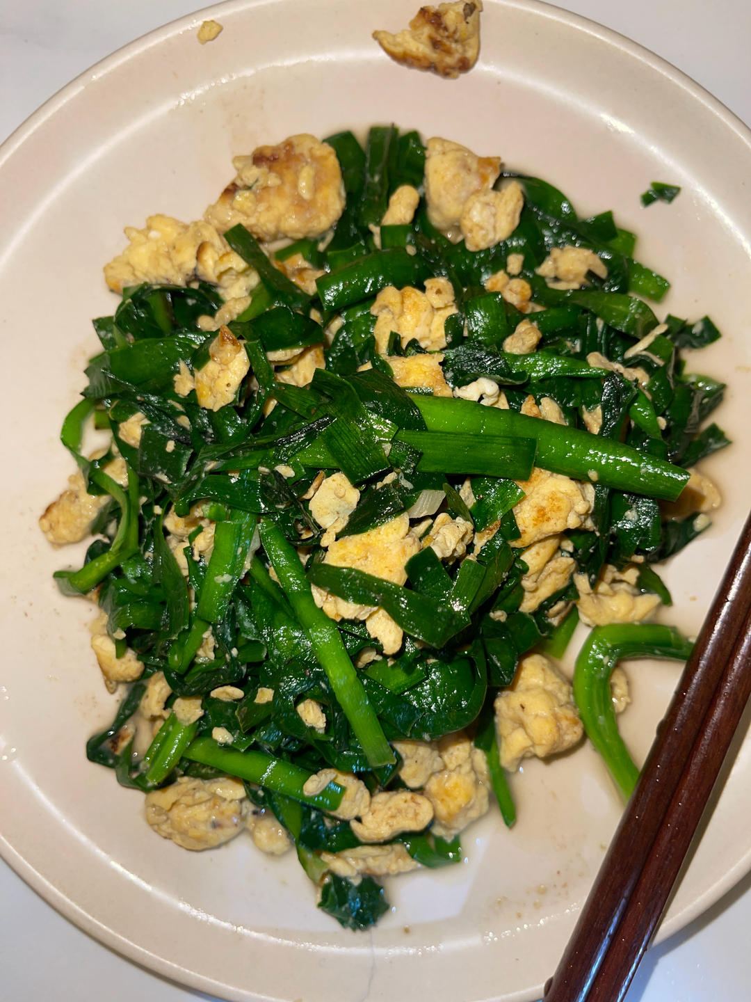 韭菜炒鸡蛋——三分钟快手下饭菜 掌握火候的秘诀