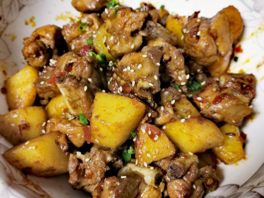 川味土豆烧排骨