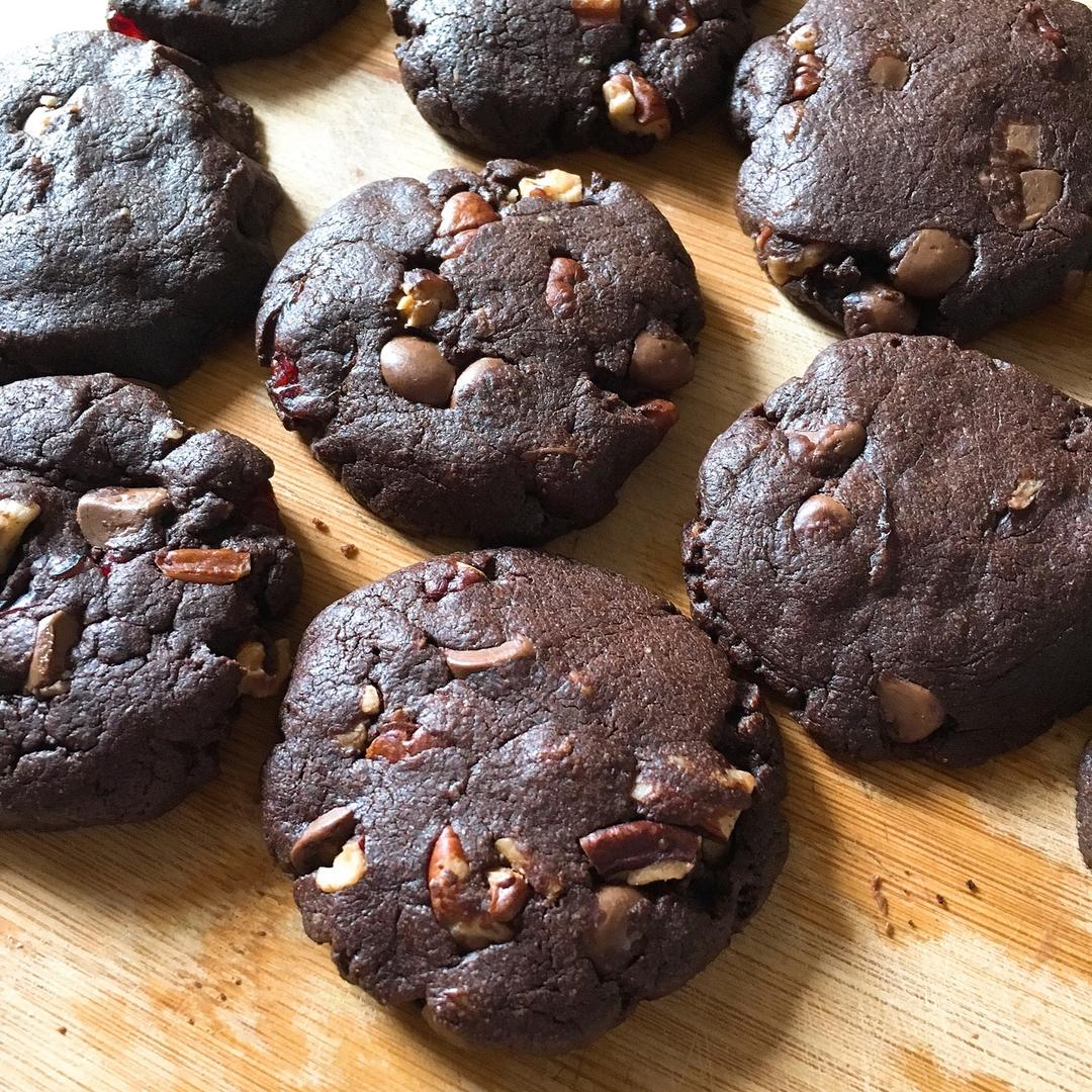 三重巧克力曲奇饼干 Triple Chocolate Cookies