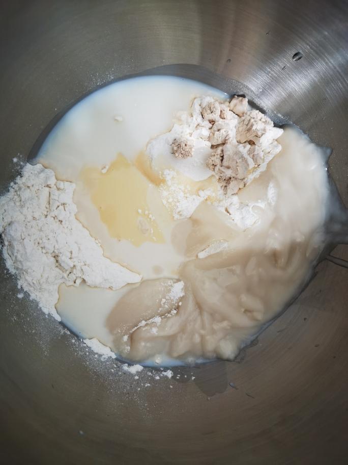 纯奶手撕吐司的做法 步骤1