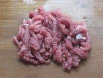 酸菜嫩滑牛肉的做法 步骤1