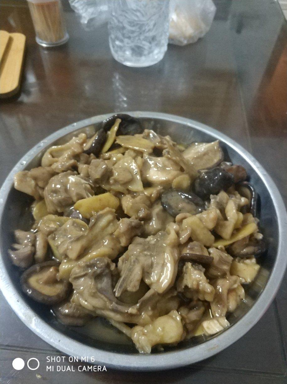 香菇滑鸡