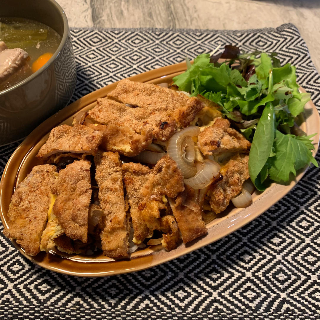 日式猪排饭 | 鲜美嫩滑蛋液包裹香酥猪排