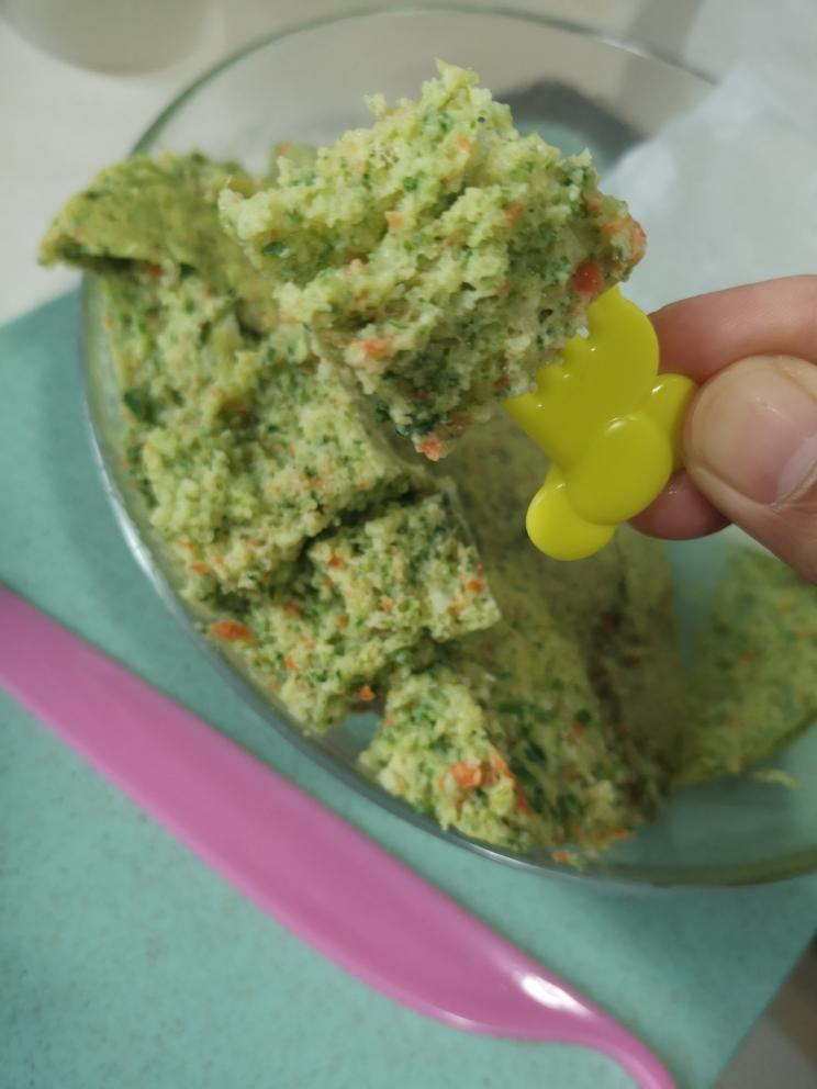 八个月宝宝辅食～青菜山药蒸糕的做法