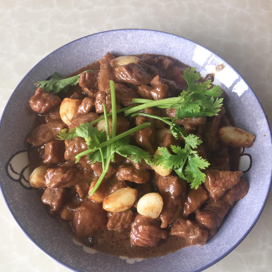 黑蒜子牛肉粒