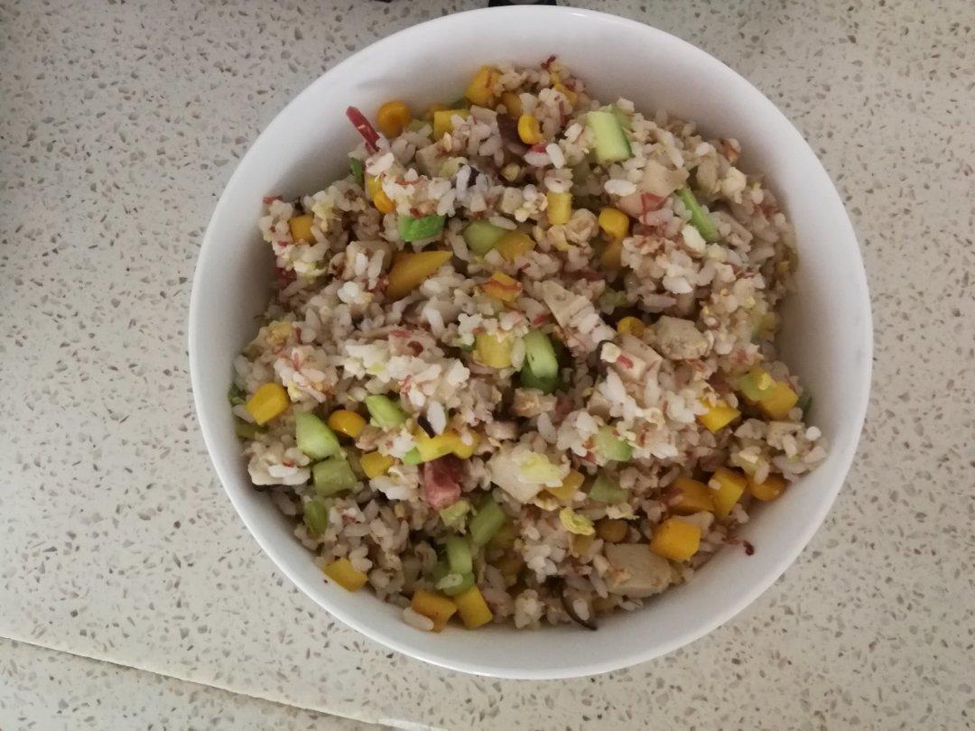 厨师长教你“蛋炒饭”如何做才好吃，答案都在这里面！