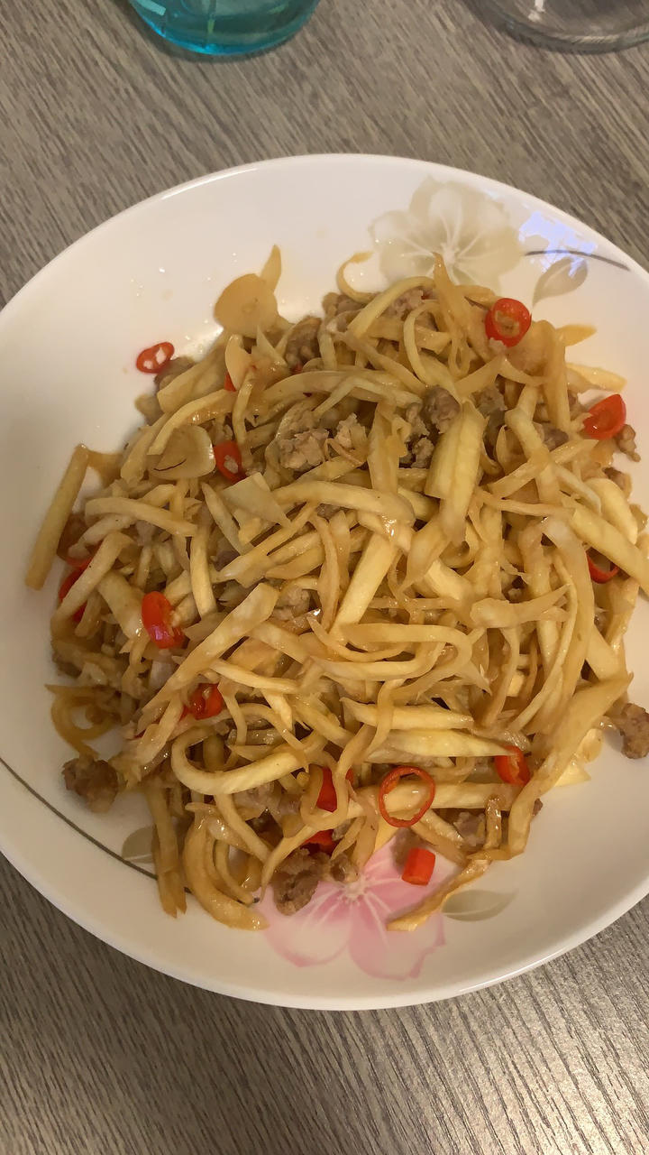 美味的茭白炒肉，快学做起来吧