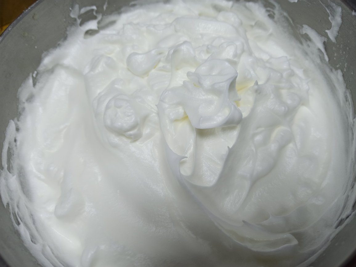 全网首发🔥网红朗姆葡萄牛奶冰糕的做法 步骤2