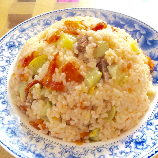喷香羊肉焖饭