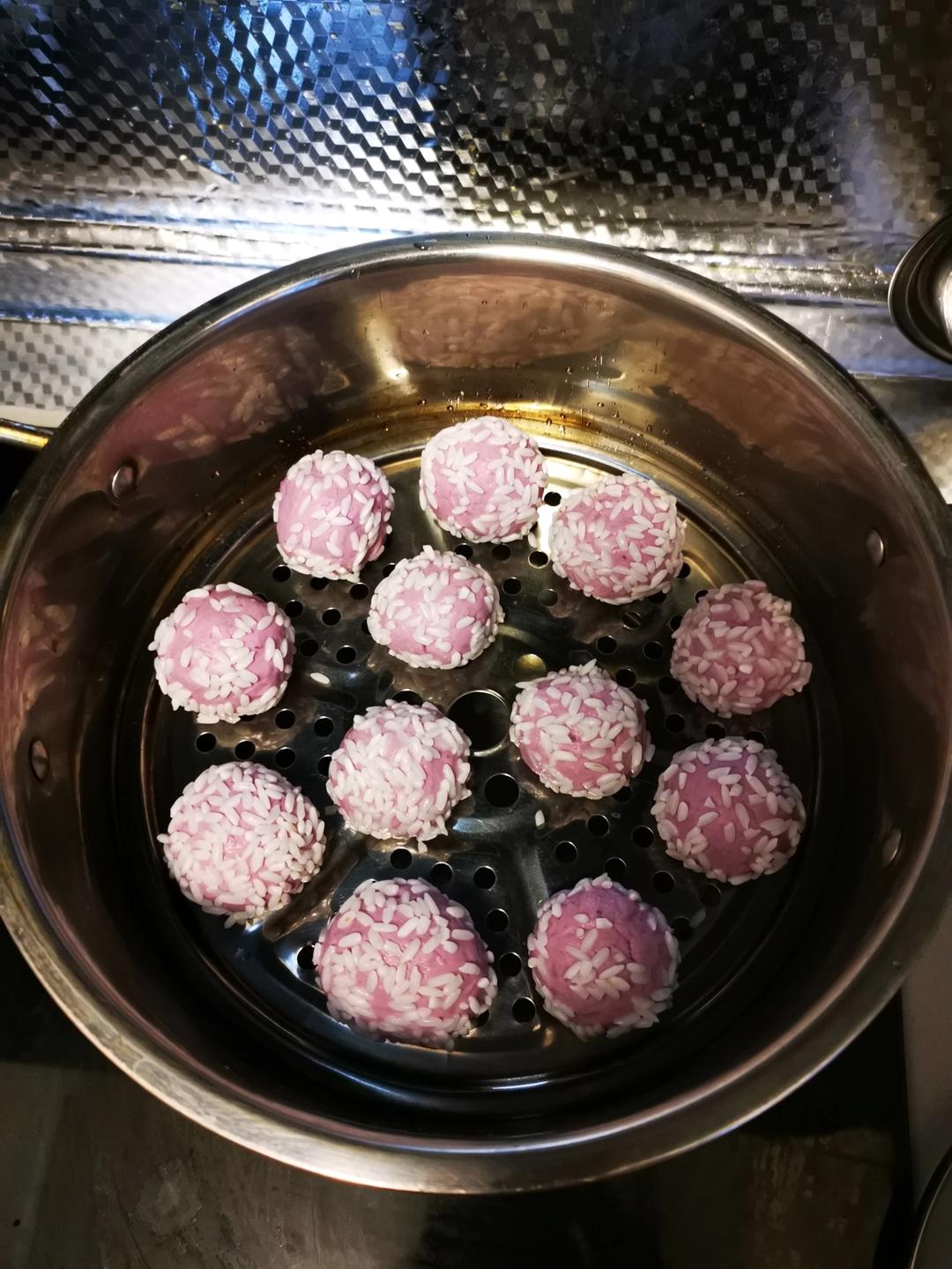 年夜饭必备系列丨高颜值自制紫薯糯米丸子