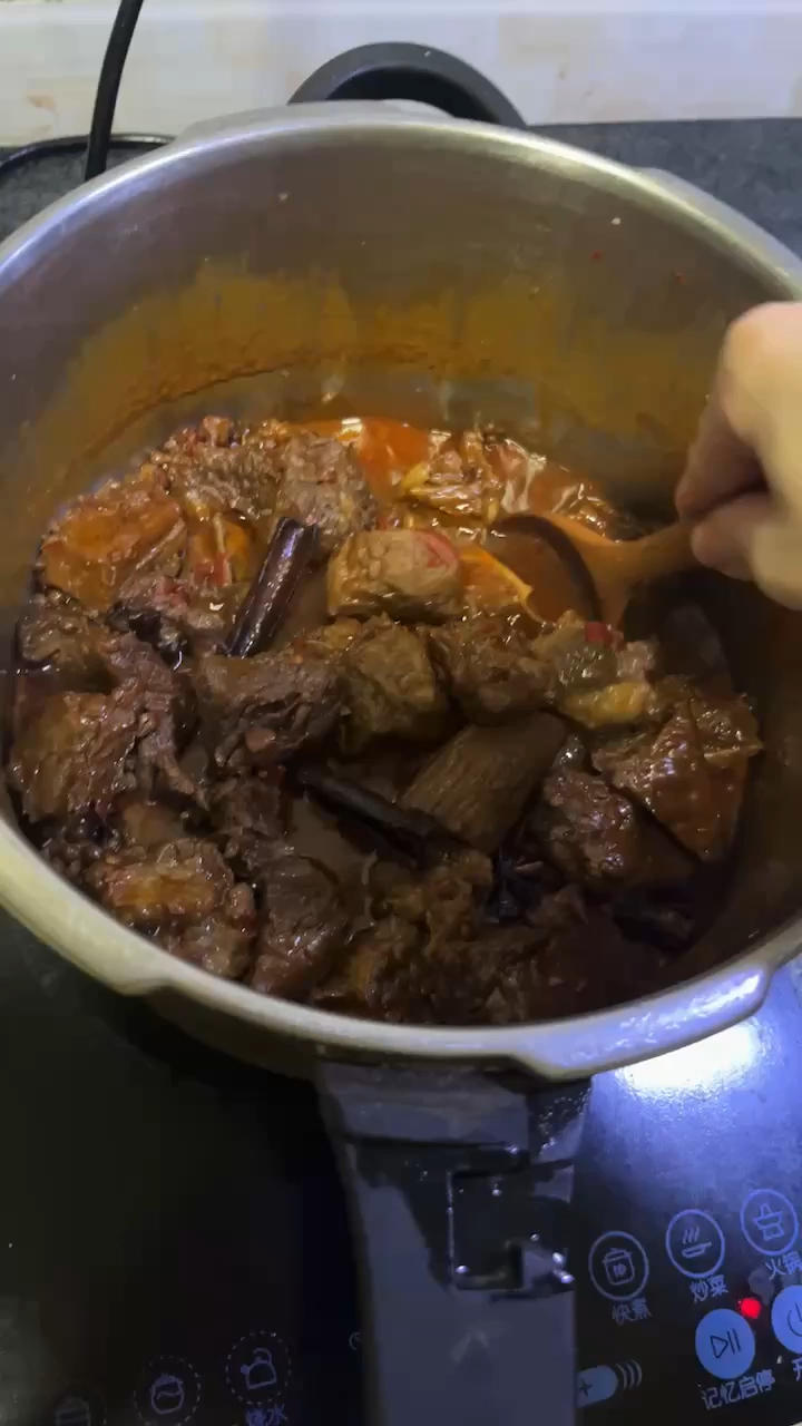 超级无敌好吃的红烧牛肉