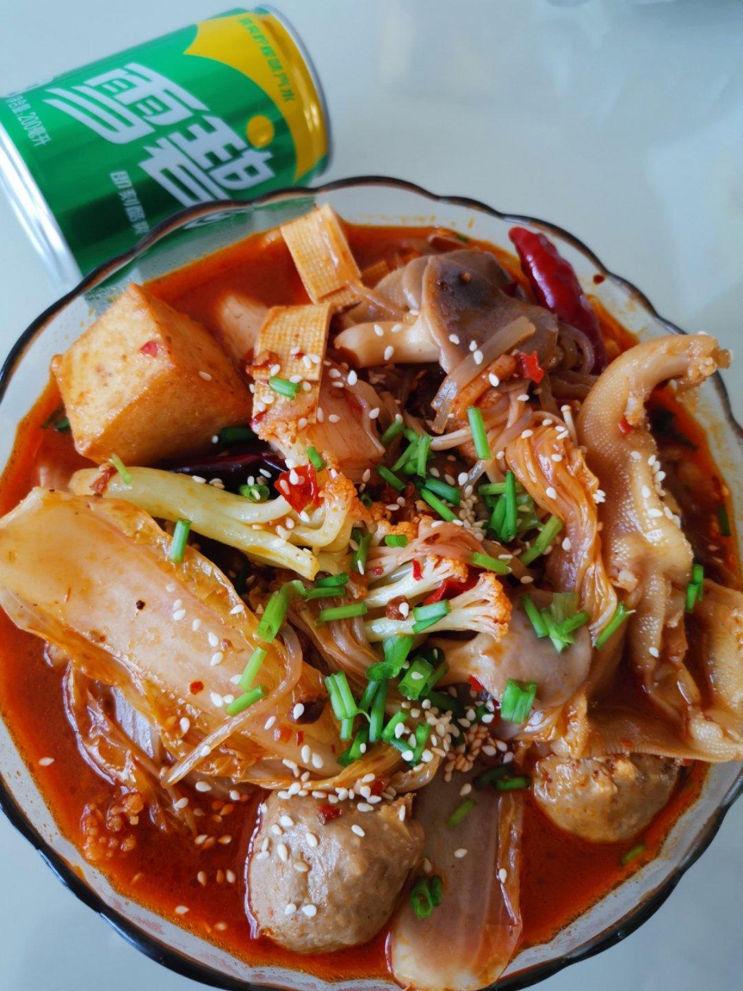 在家就可以做的简单麻辣牛油冒菜