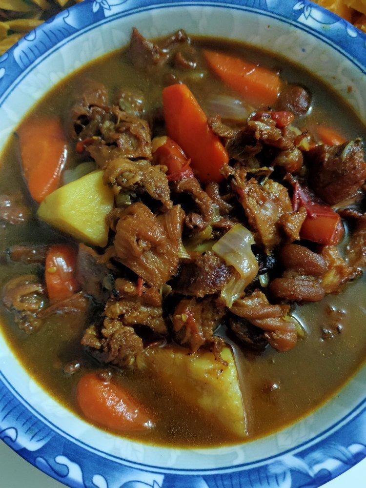 番茄土豆炖牛腩