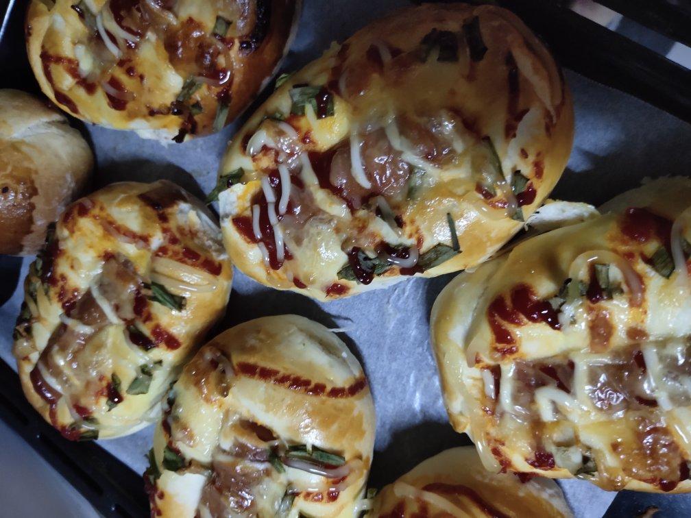 香葱火腿肠面包