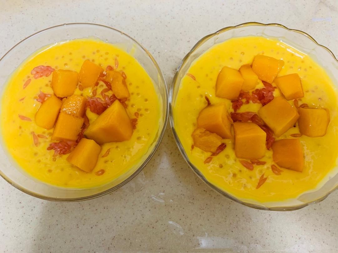 港式甜品——杨枝甘露(芒果西米露)附芒果花切法
