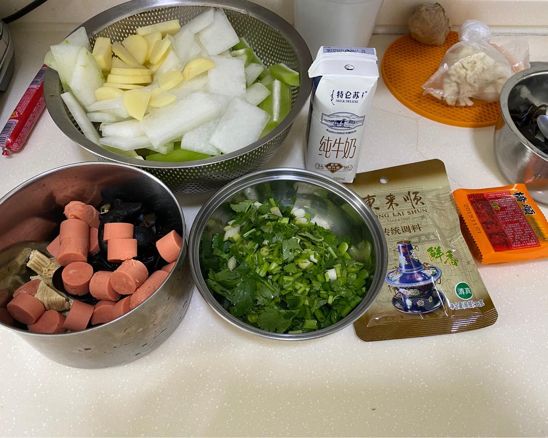纯奶手撕吐司的做法 步骤1