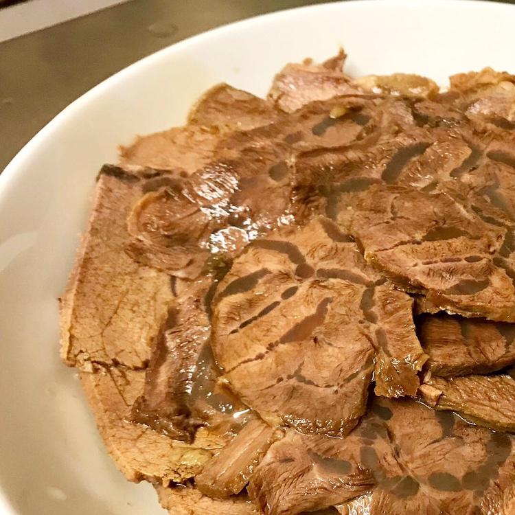 卤牛肉
