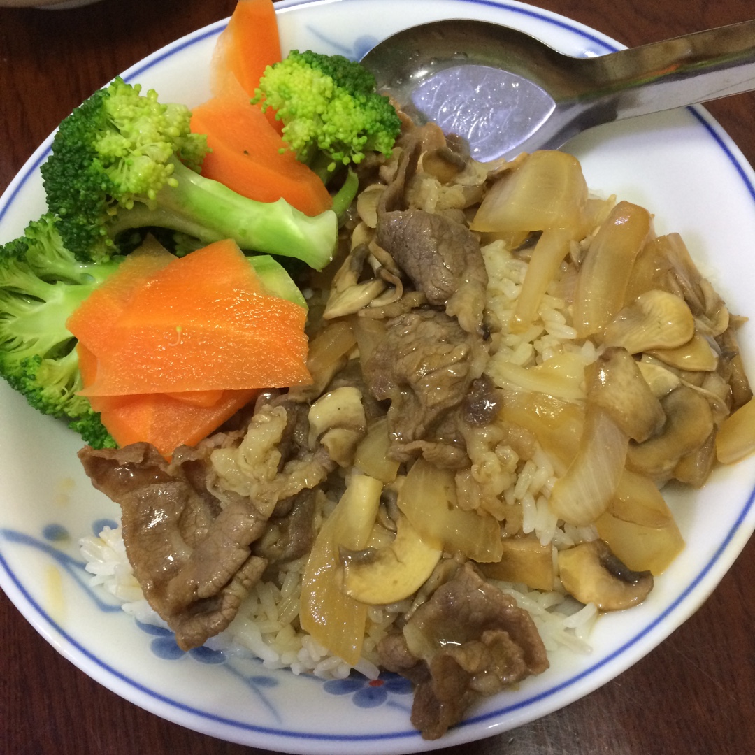 肥牛饭