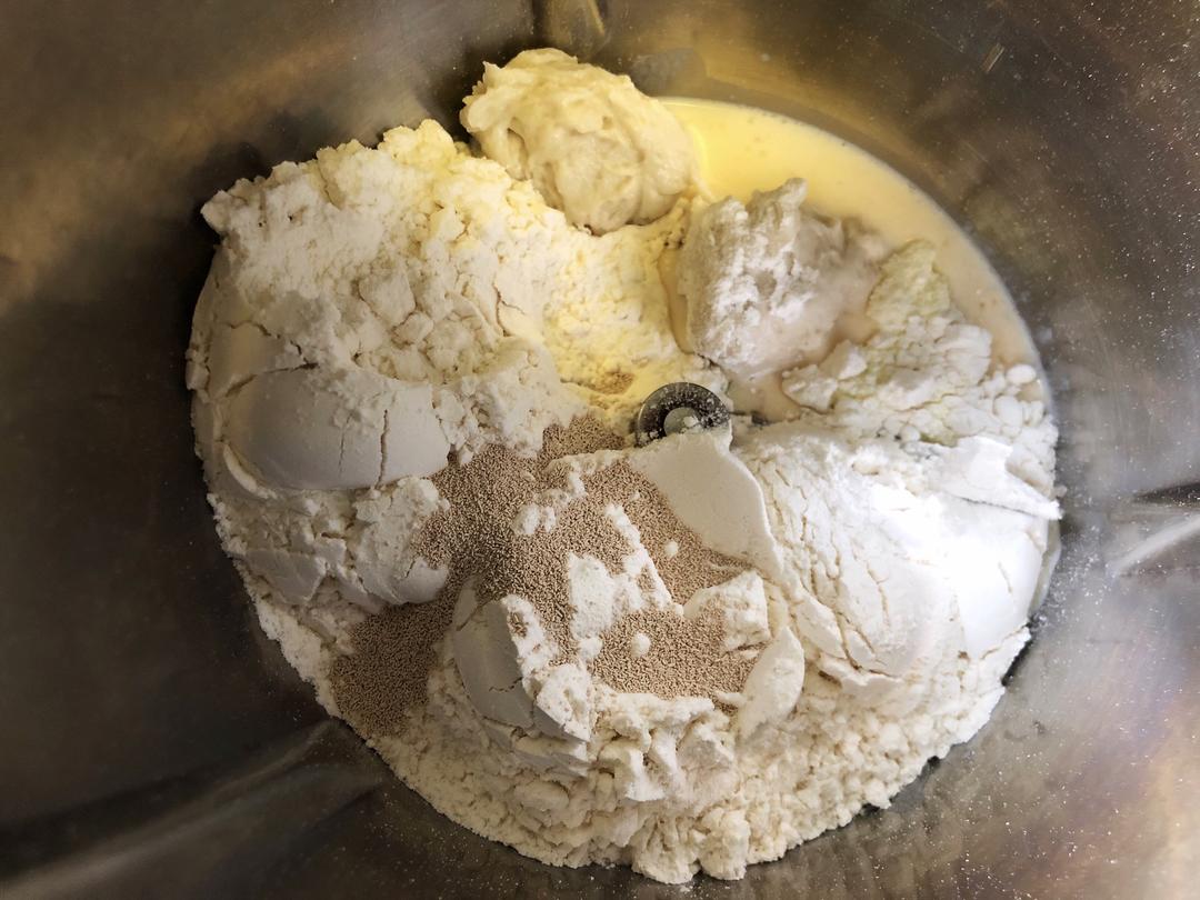 纯奶手撕吐司的做法 步骤1