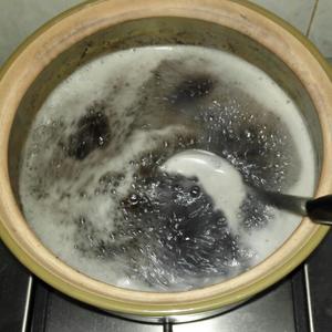 黑米红枣桂圆粥的做法 步骤1