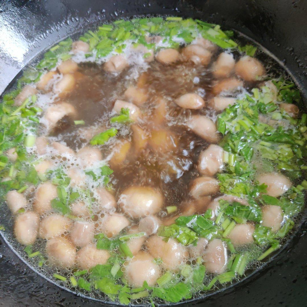 明明是素汤 却鲜得像鸡汤一样的「口蘑汤」