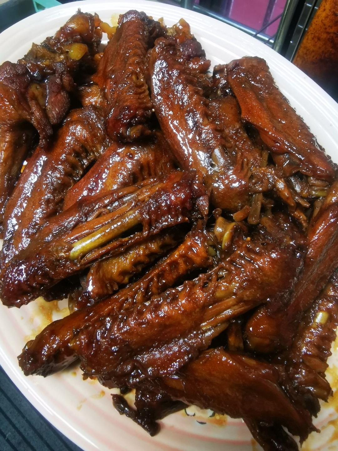 自制周黑鸭卤鸭翅鸭锁骨甜辣