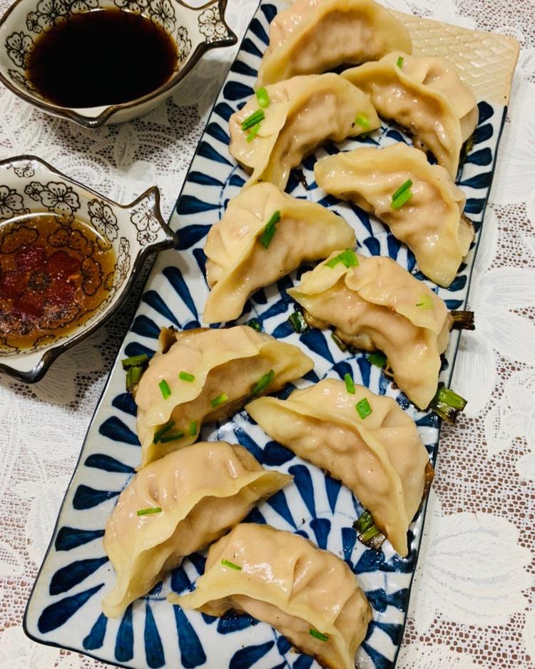 黄小厨的秘制锅贴