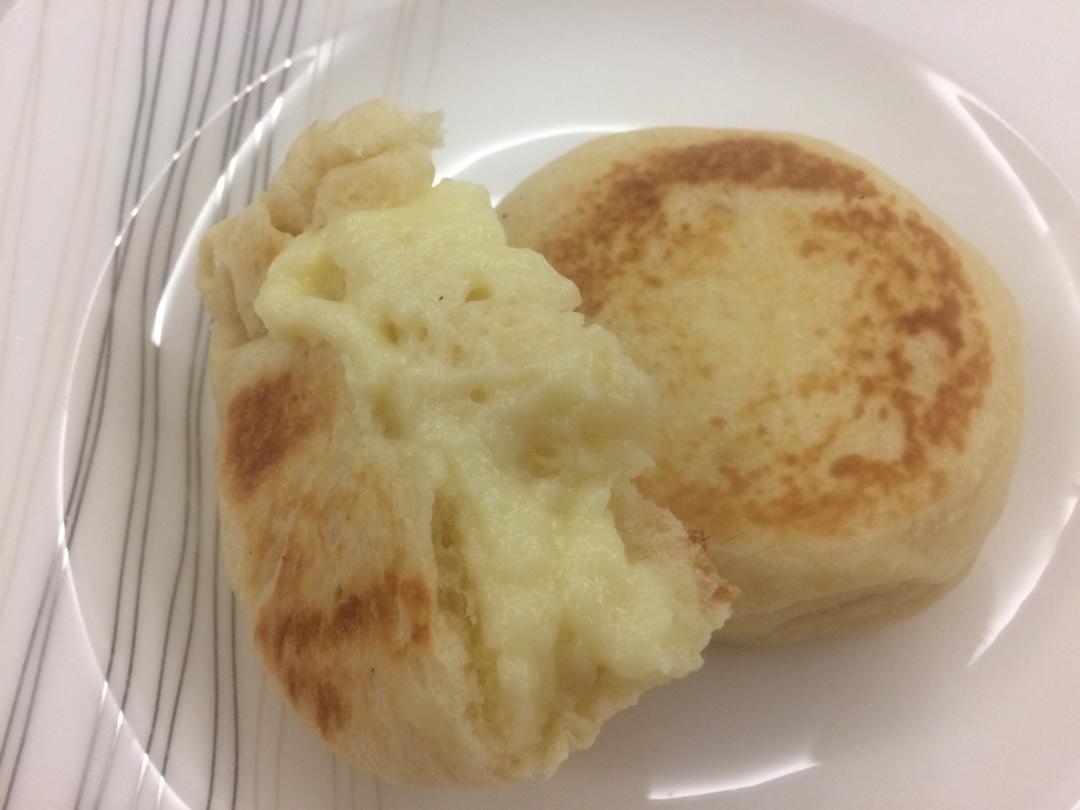 【曼达小馆】下午茶系列：平底锅爆浆乳酪面包！