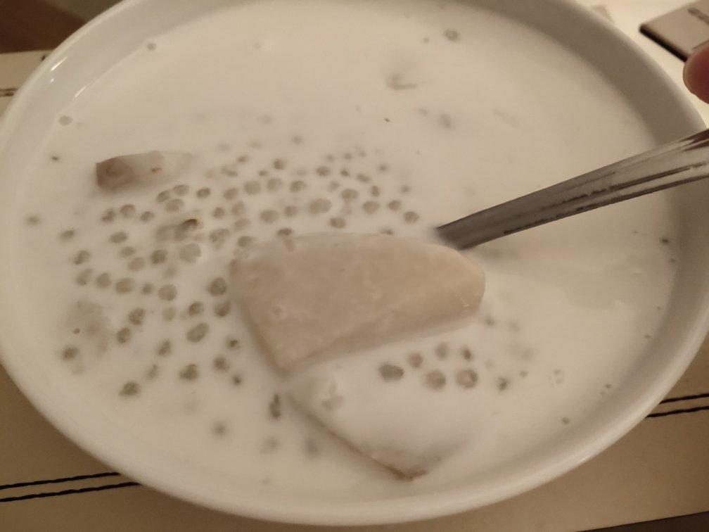 香芋椰汁西米露