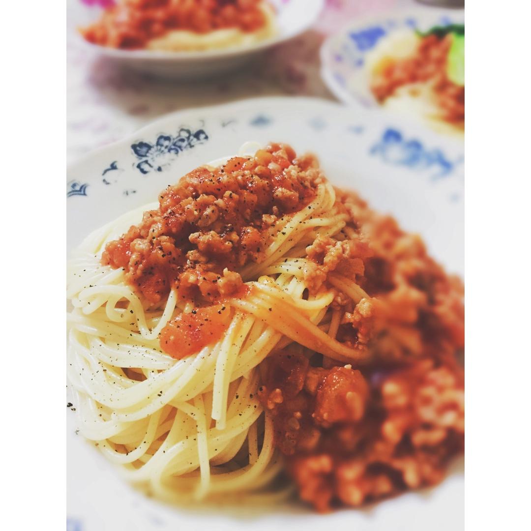 番茄肉酱意大利面